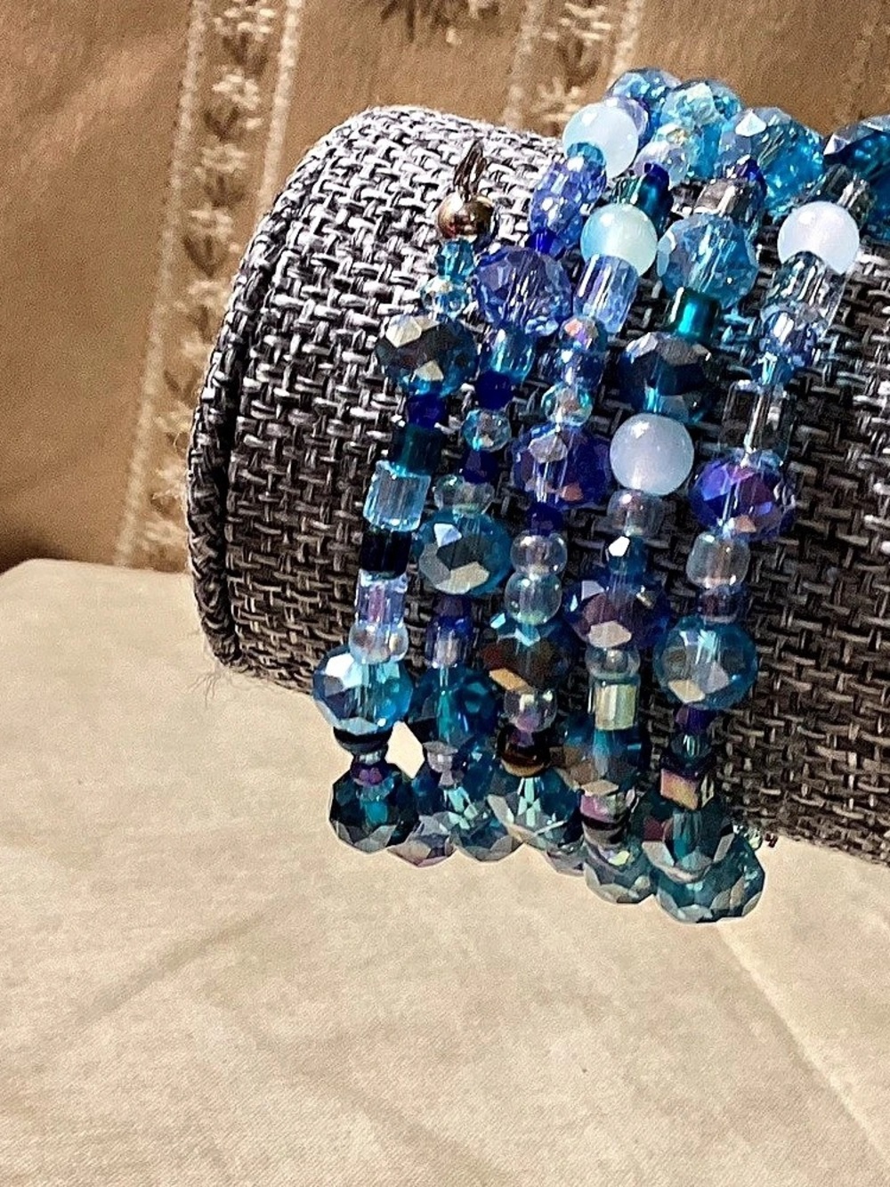 NWOT. Gorgeous and Sparkly Shades of Blues Wrap Bracelet